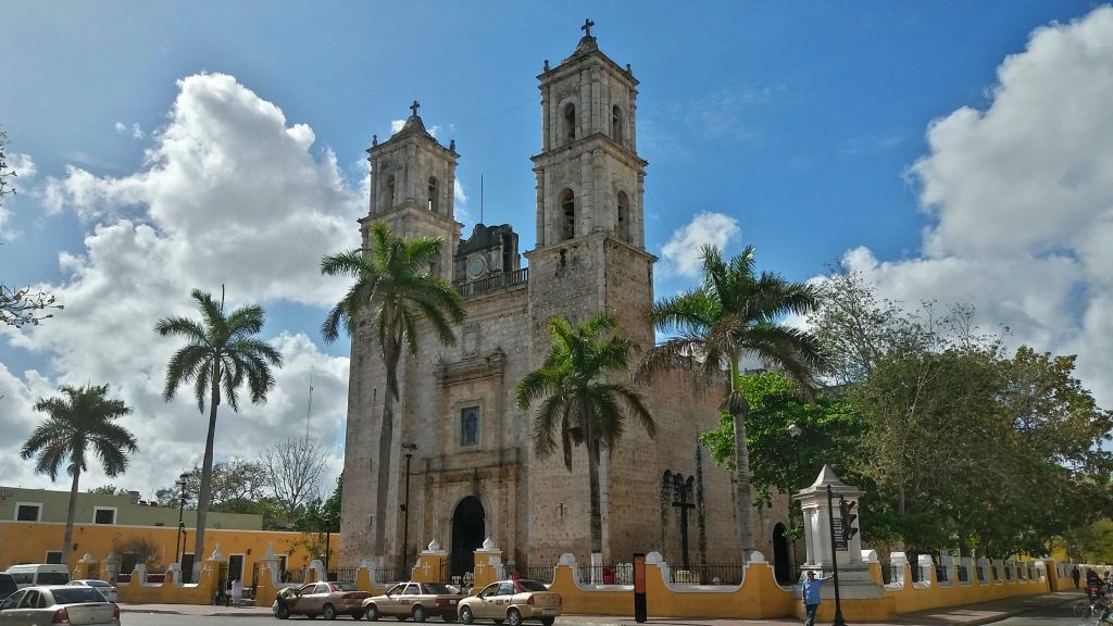 Cathedrale Valladolid - peninsule du Yucatan - Mexique