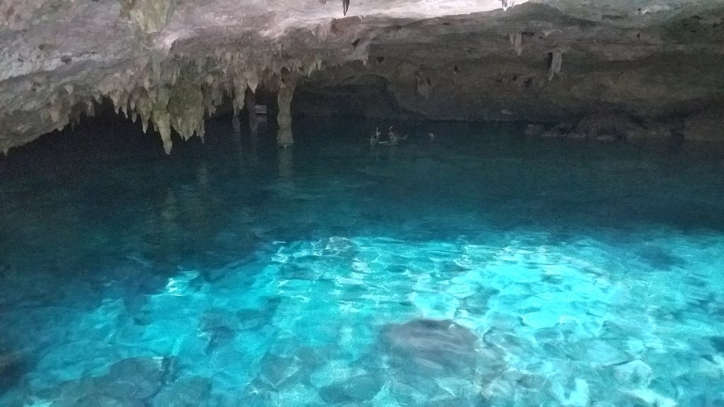 cenote dos ojos peninsule yucatan mexique