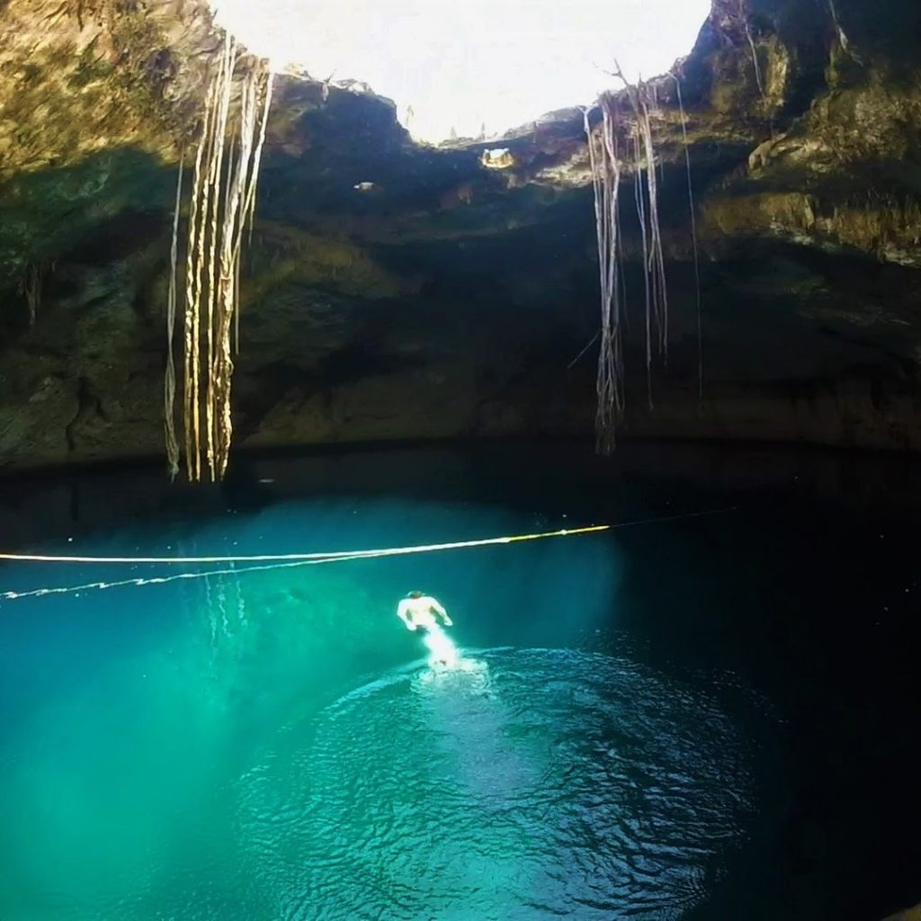 Cenote Noh Mozon - peninsule du Yucatan - Mexique