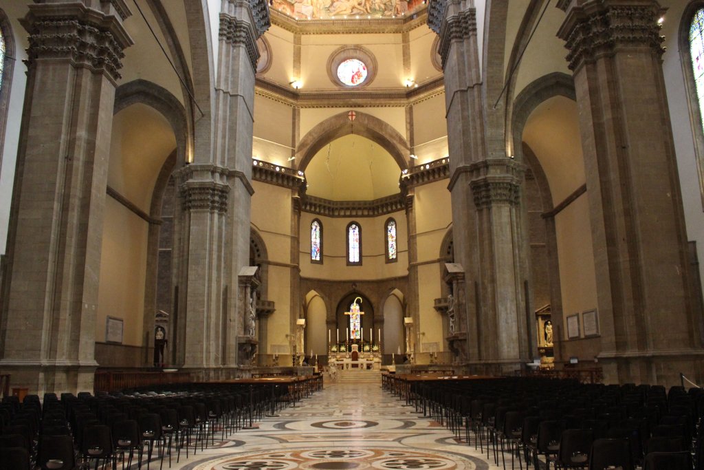 Interieur cathédrale Santa maria del Fiore Florence Italie