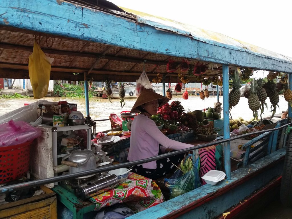 Marche flottant fruit delta Mekong Vietnam