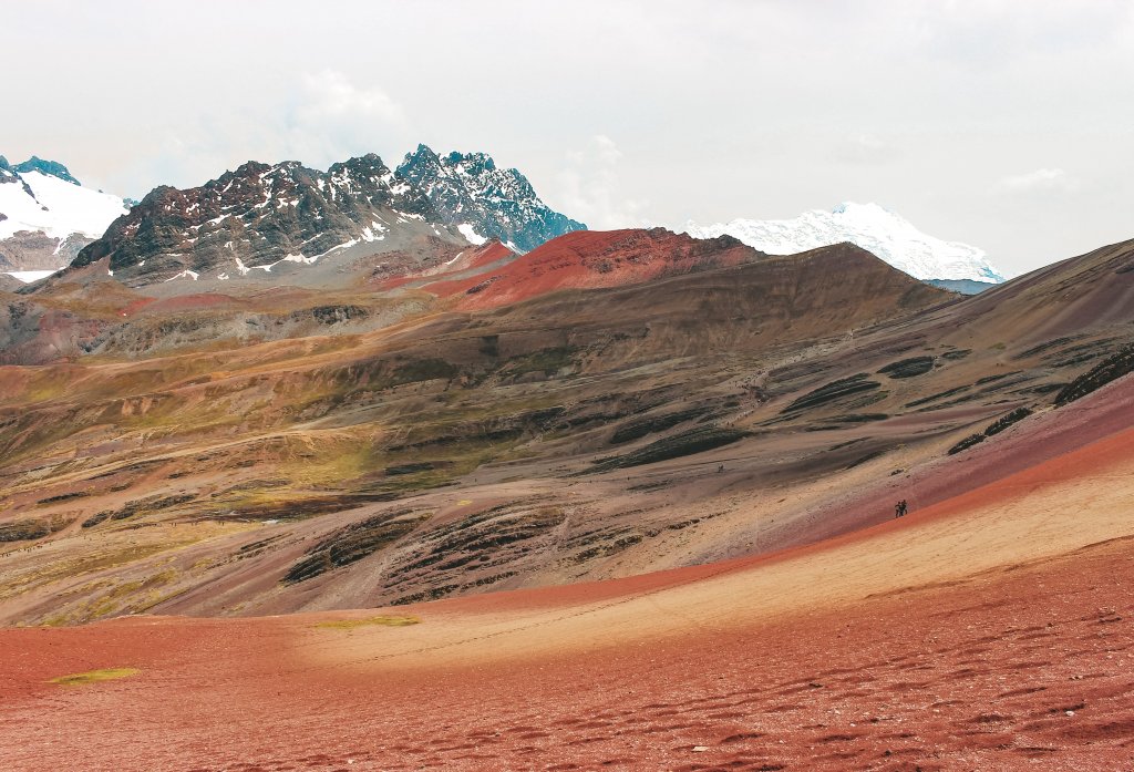 vallee rouge perou cusco rainbow mountain