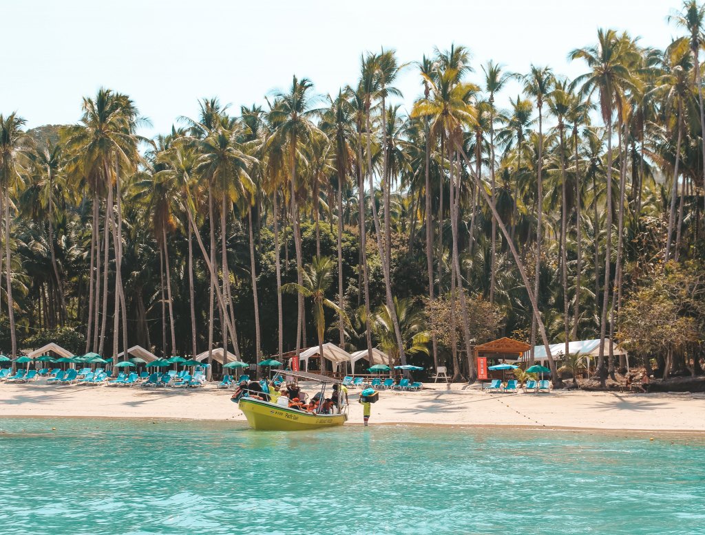 vue sur la plage costa rica isla tortuga