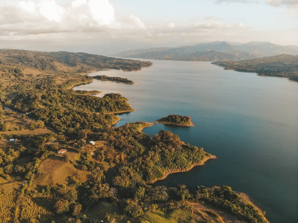 drone arenal lac costa rica