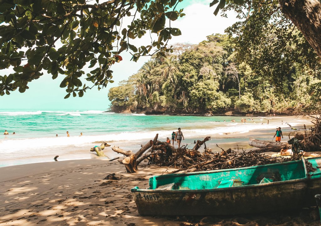 plage manzanillo puerto viejo costa rica