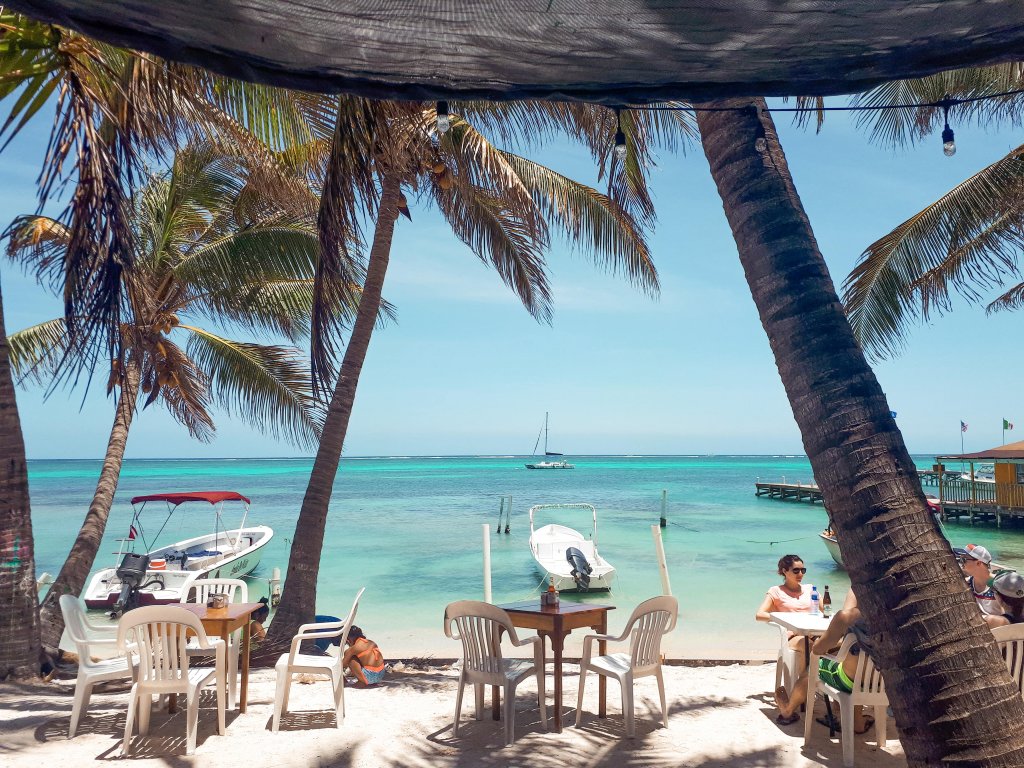 Restaurant plage san pedro belize