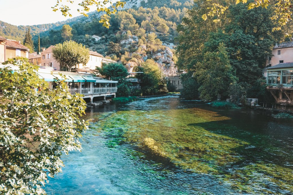 fontaine de vaucluse provence