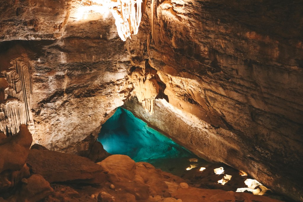 grotte de trabuc lac de minuit gard france