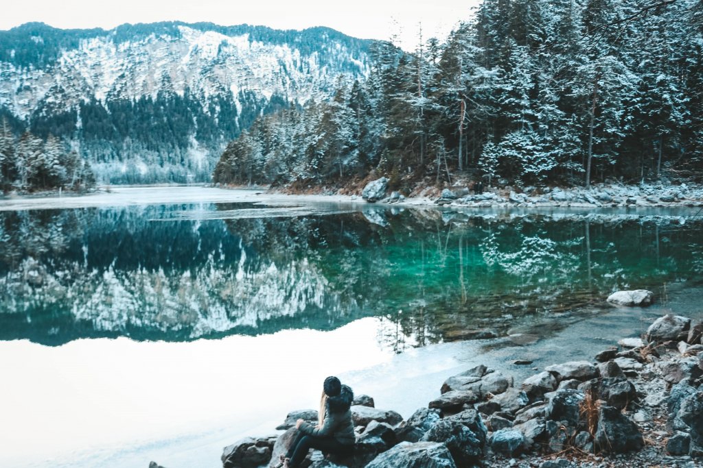 reflet lac gele eibsee allemagne baviere