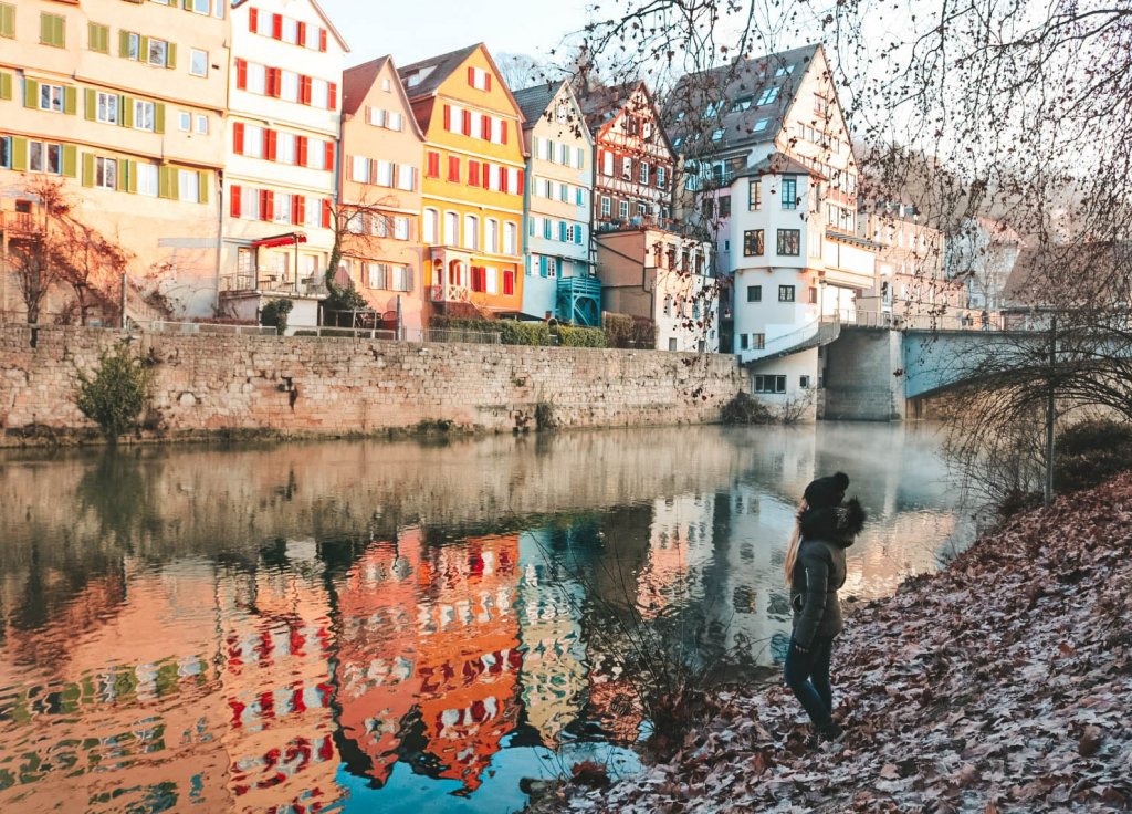 village de Tübingen maison reflet dans l'eau