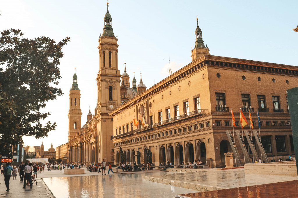 Plaza de Pilar Saragosse Espagne