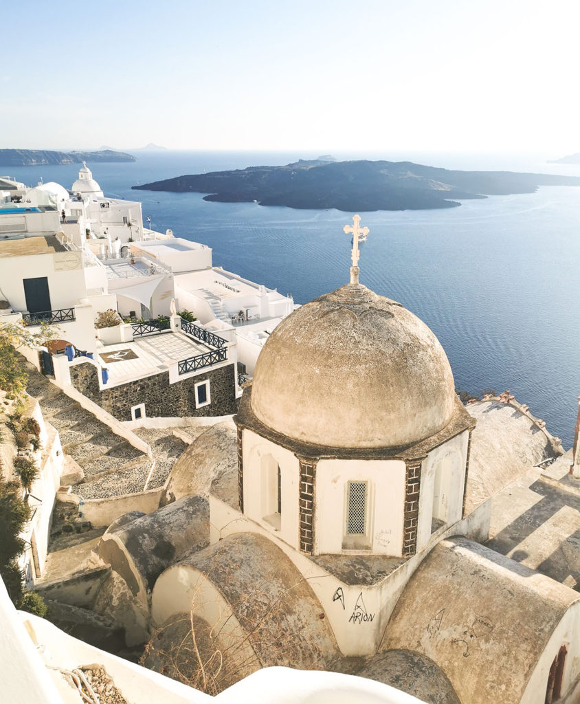 Eglise village de Fira Santorin