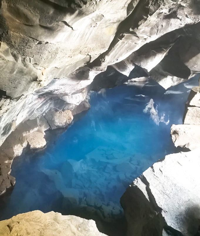 Grotte de Grjotagja Islande