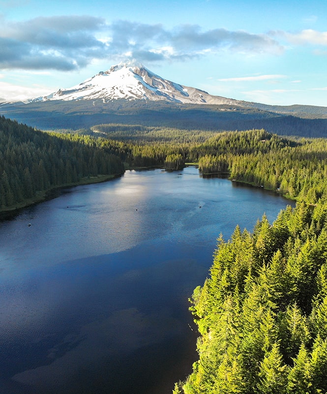 Drone Mont Hood et lac Trillium