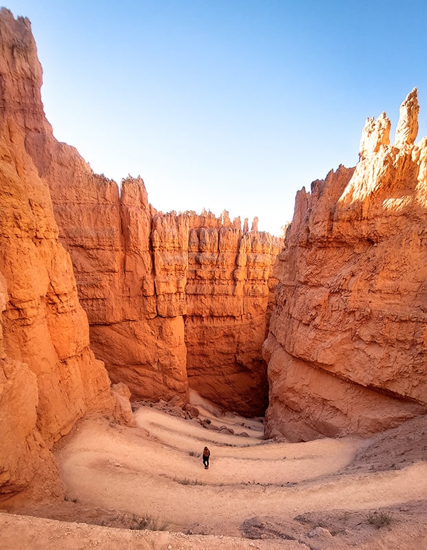 Chemin en lacet randonnée Bryce Canyon