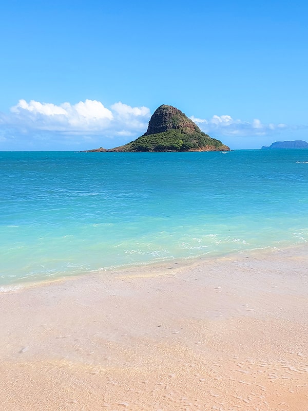 Plage Kualoa et ile de Mokolii