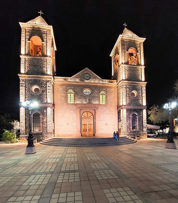 Cathédrale de La Paz de nuit Mexique