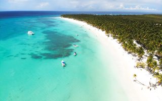 Drone plage ile de Saona Republique Dominicaine